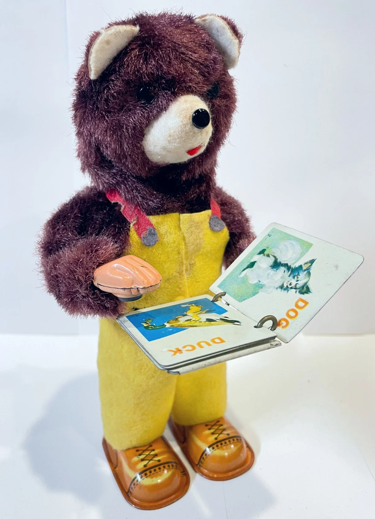 JTREADINGBEAR.jpg