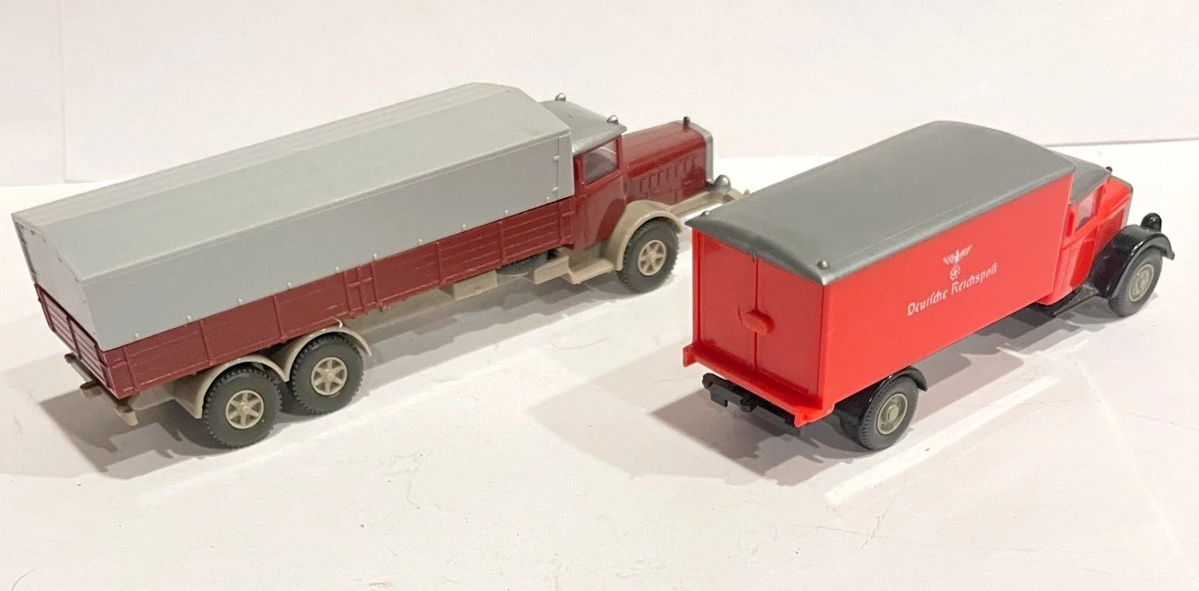 VK2MERCCOVTRUCKSa.jpg