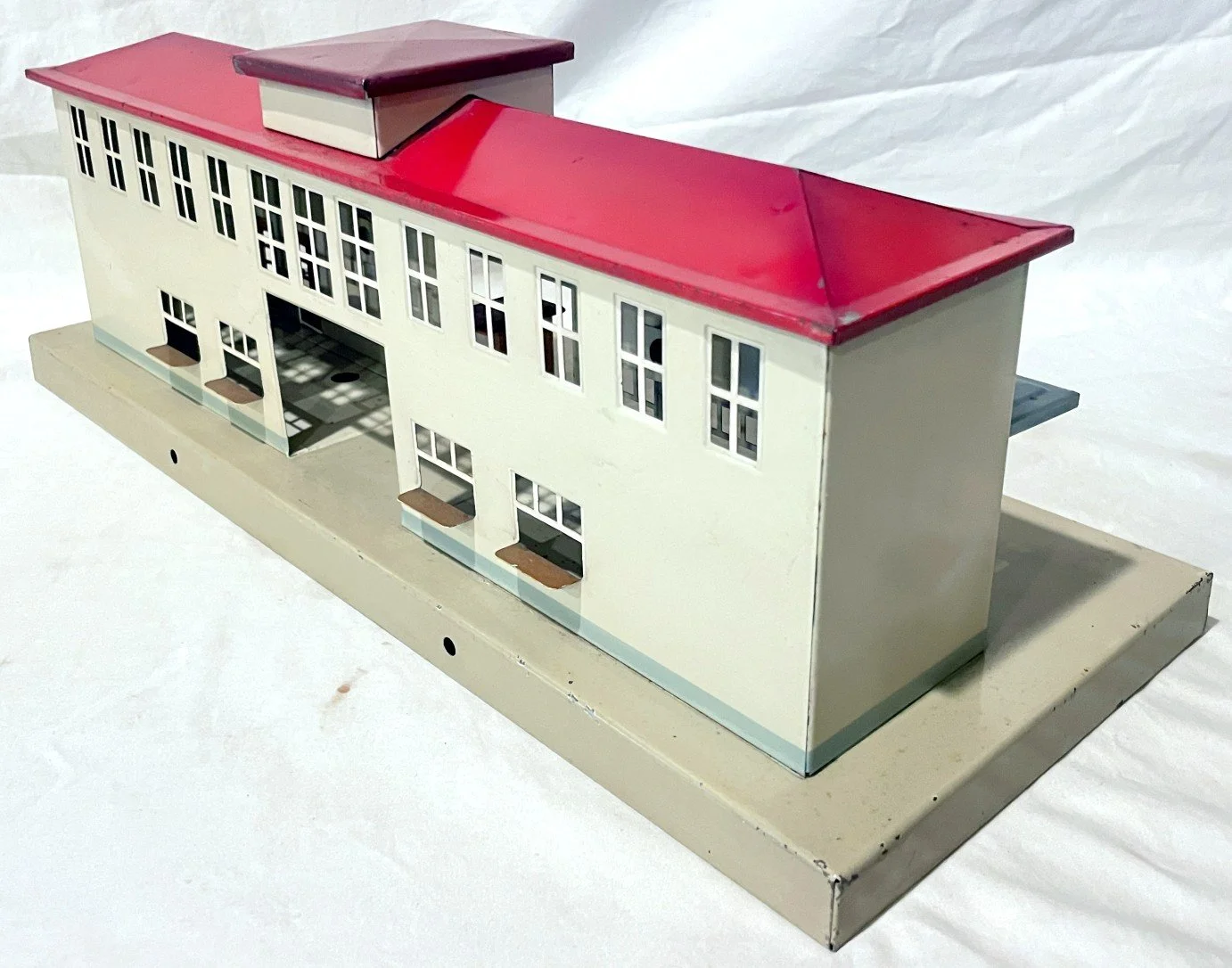 KBSTATION18INCHa.jpg