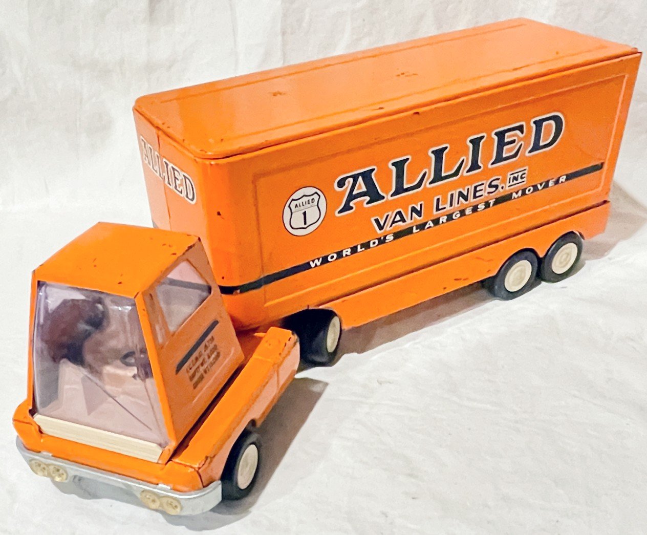 TKJEEPALLIED.jpg
