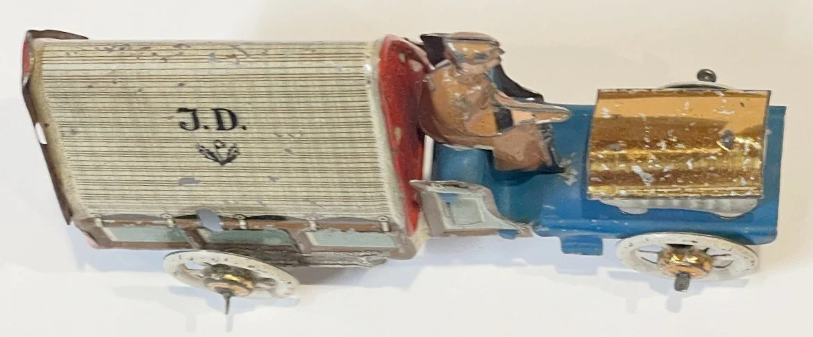 PTDISTLERCOVEREDTRUCKb.jpg