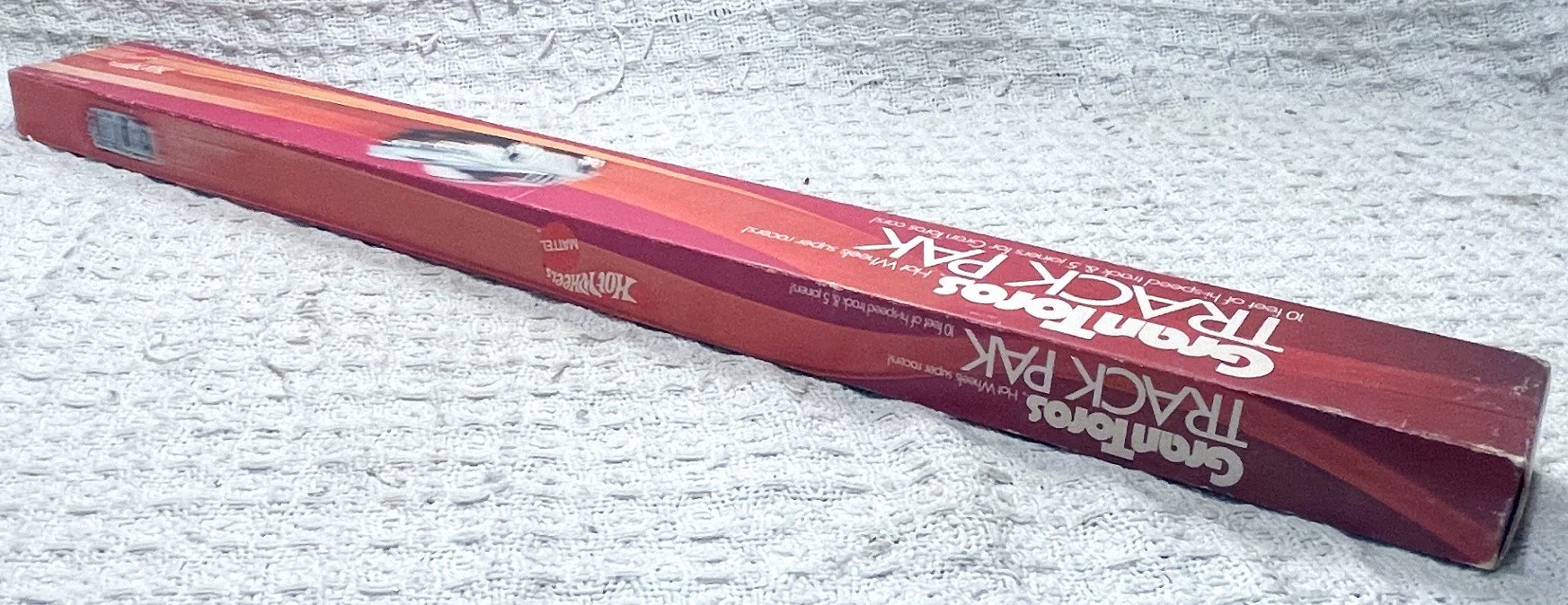 HWTRACKBOXb.jpg