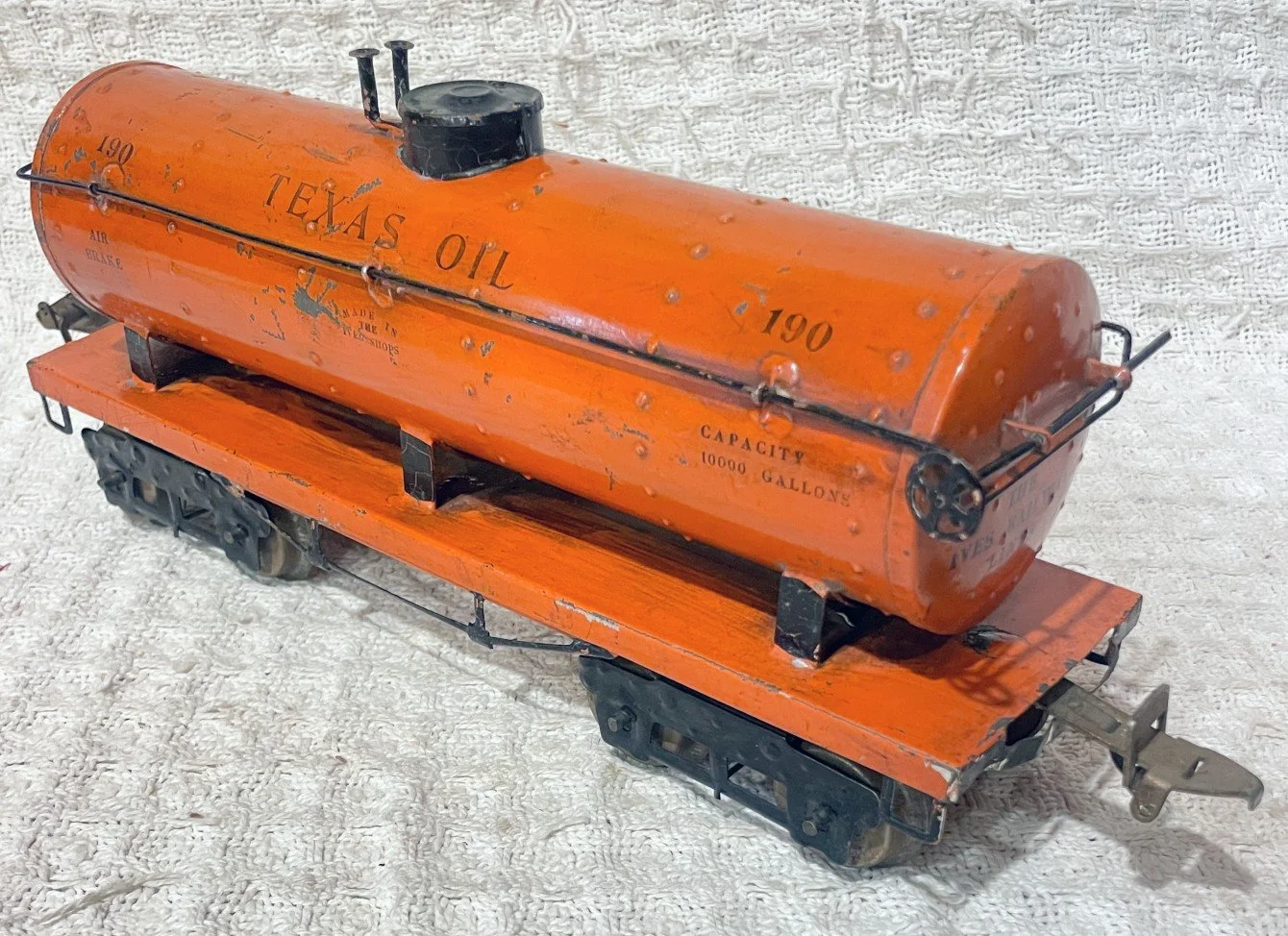 I190TANK.jpg