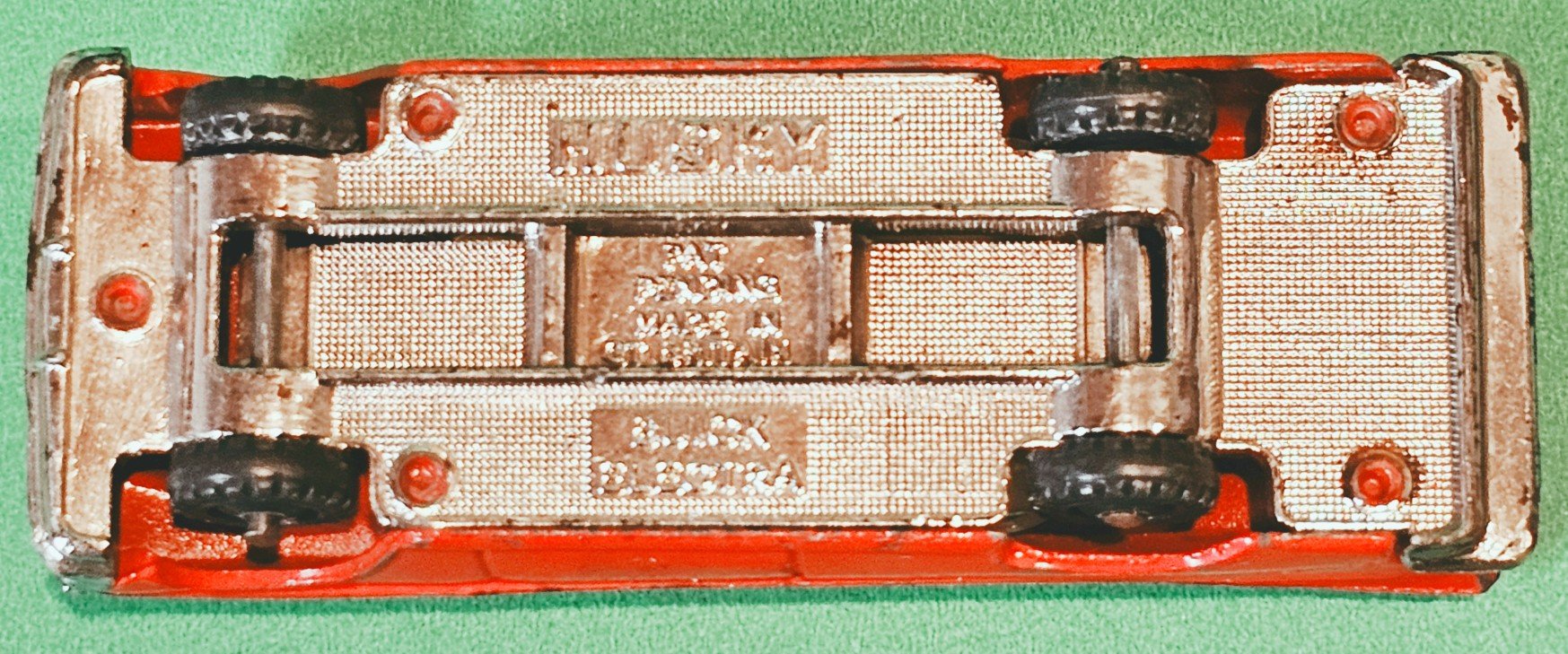 HSKIMPALAc.jpg