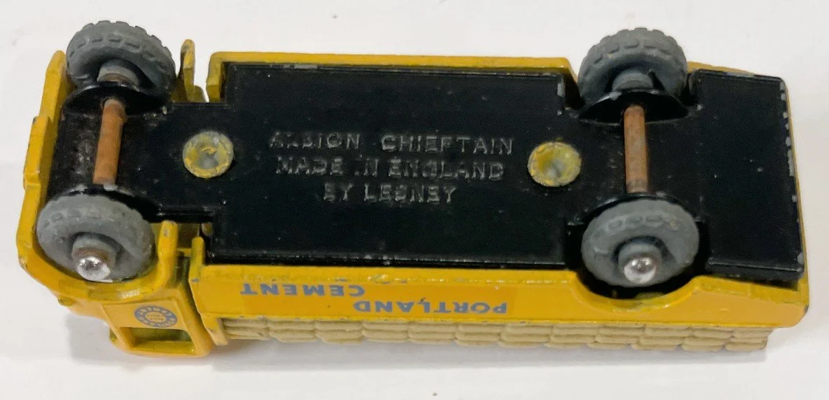 MB51A1c.jpg