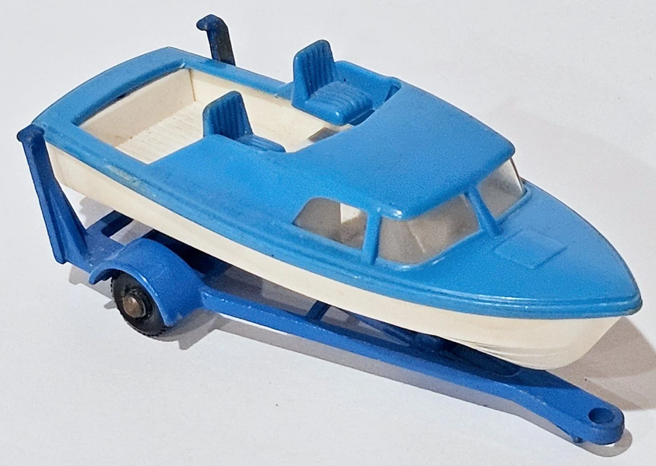 MB9D1.jpg