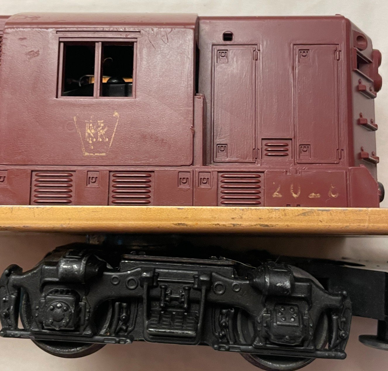 L2028c.jpg