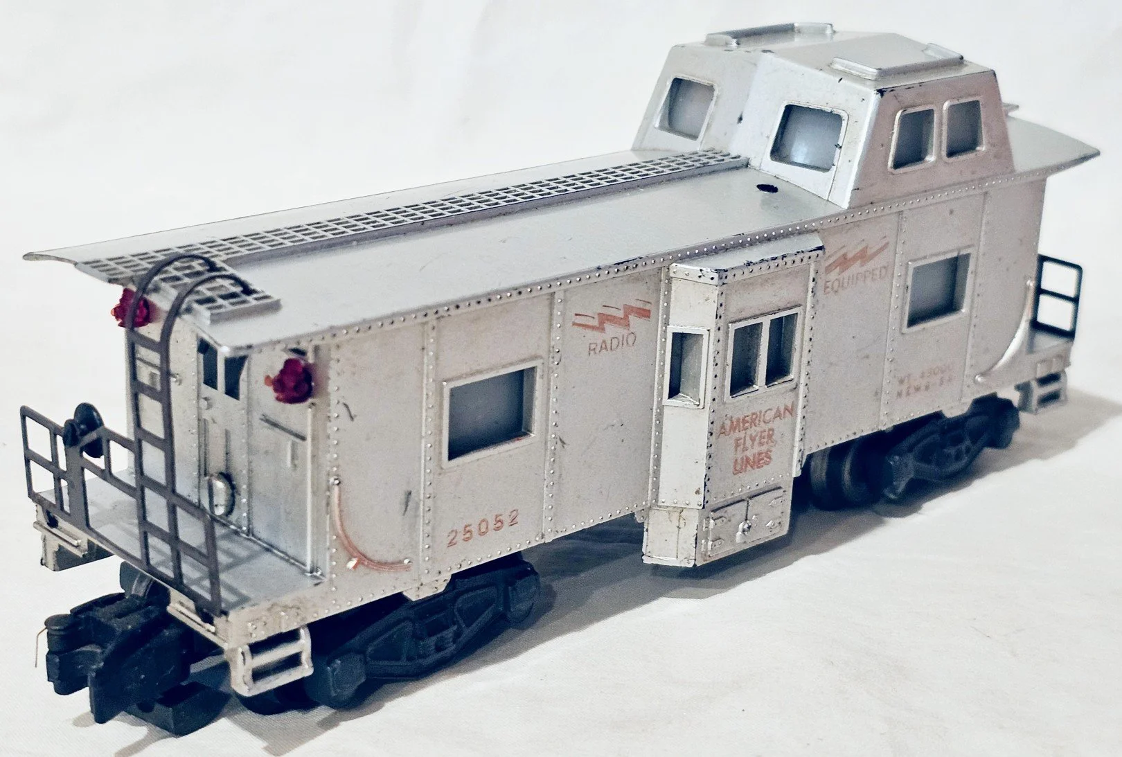 AF24052a.jpg
