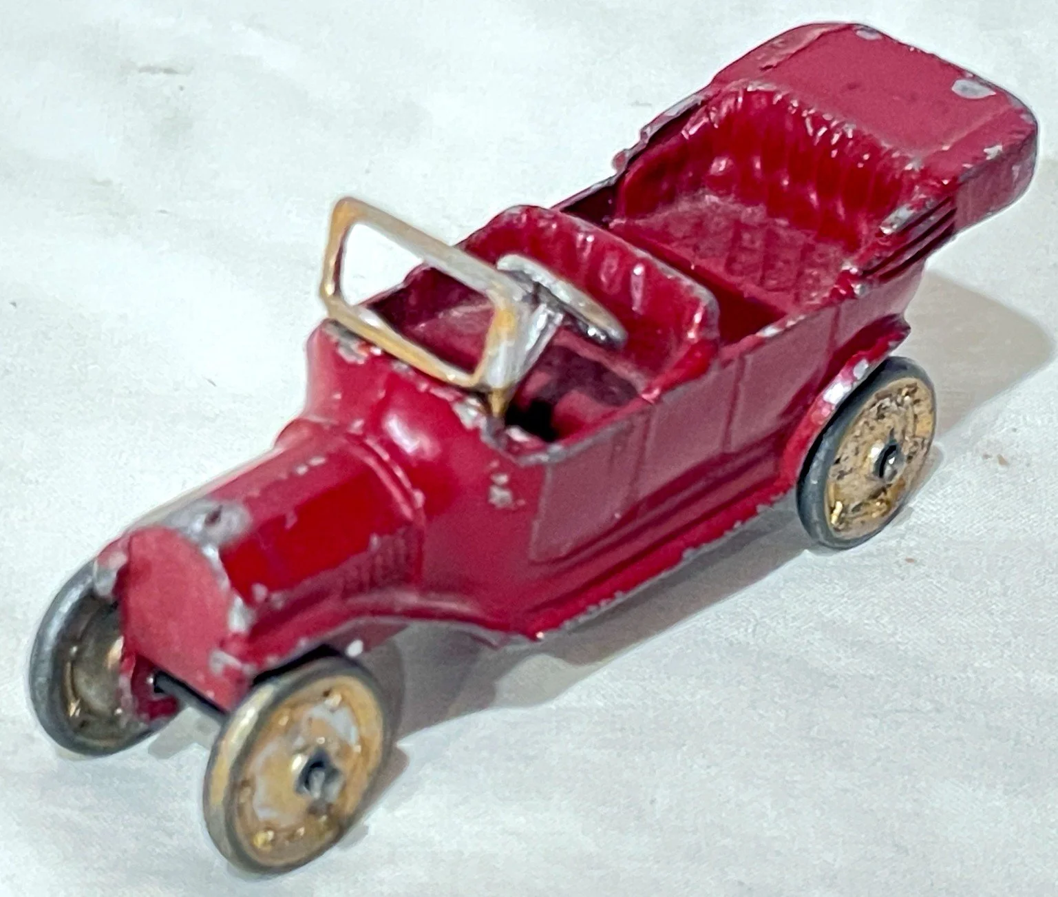 TTMODELTRED.jpg