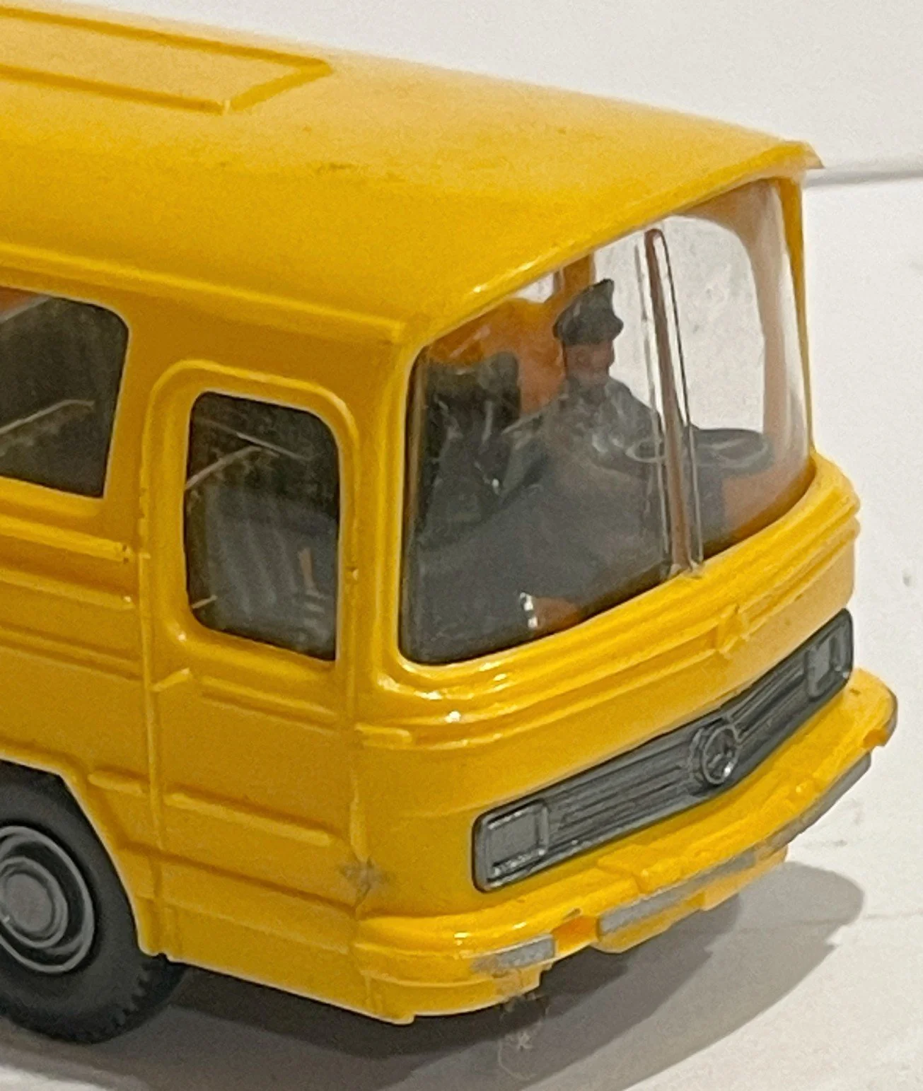VK2BUSSES1a.jpg
