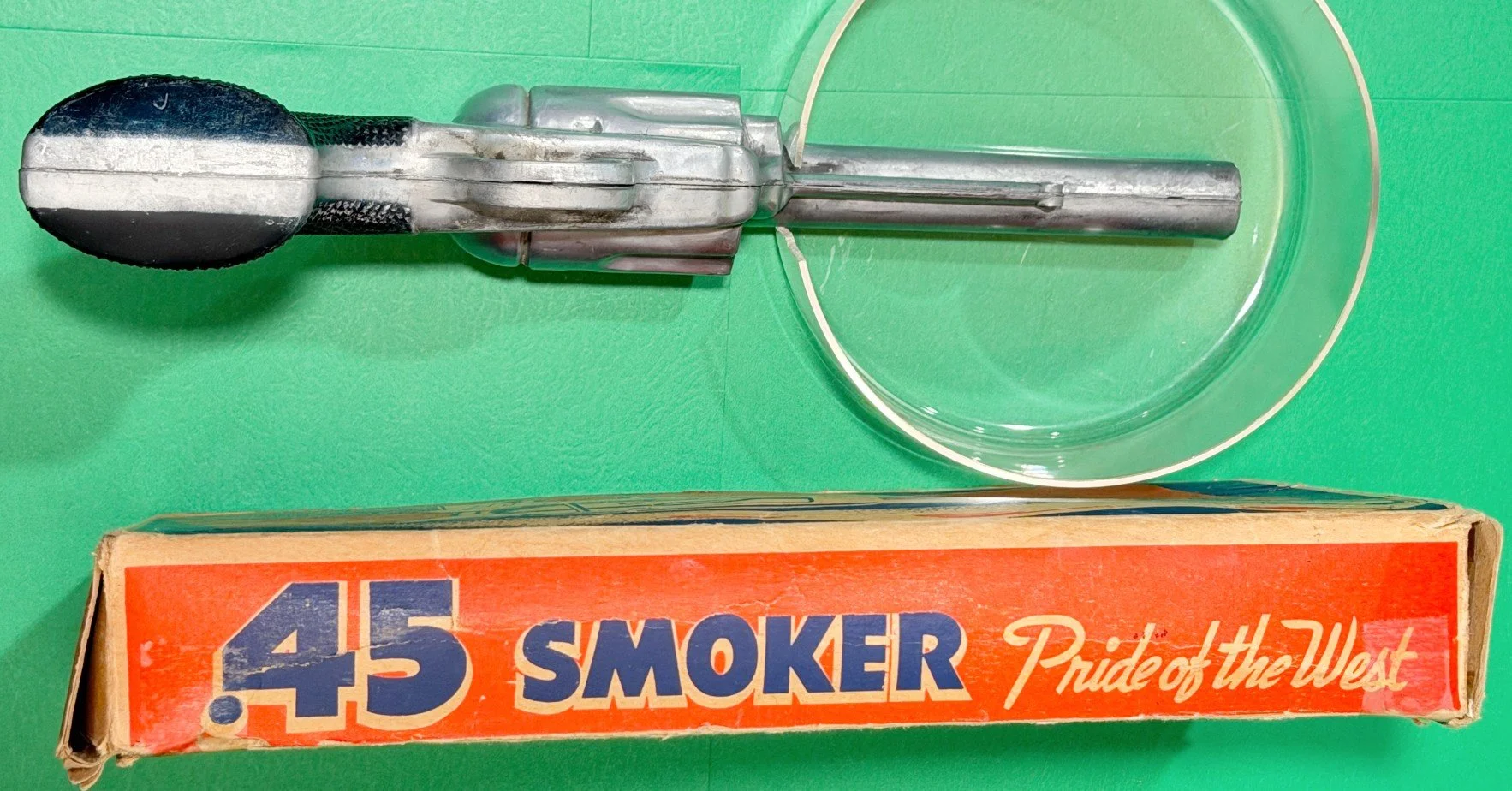 PESMOKERGUNOBc.jpg