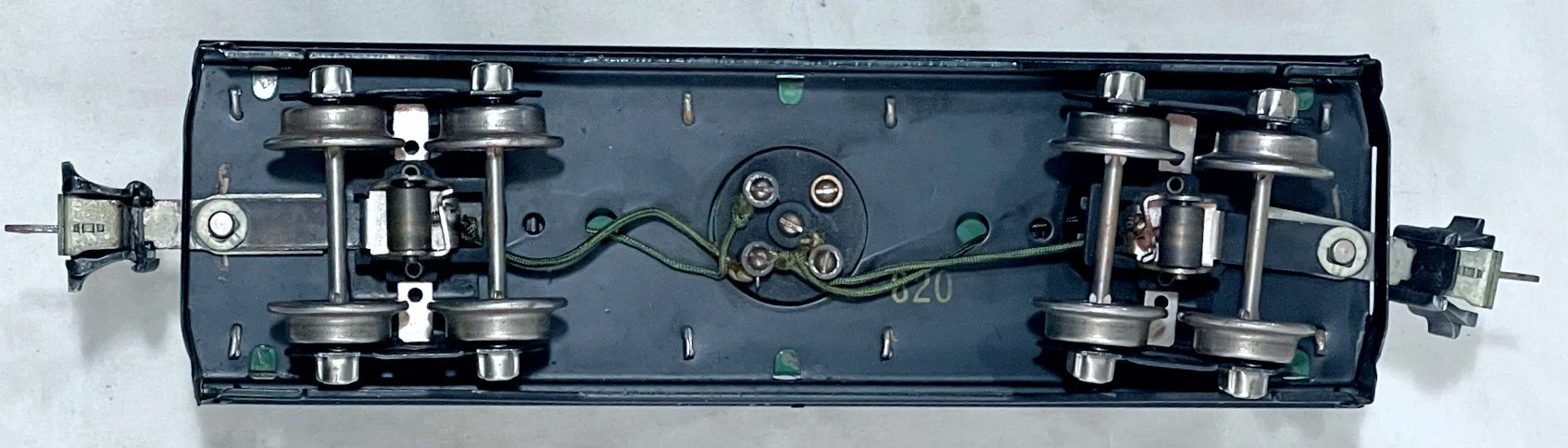 L82034c.jpg