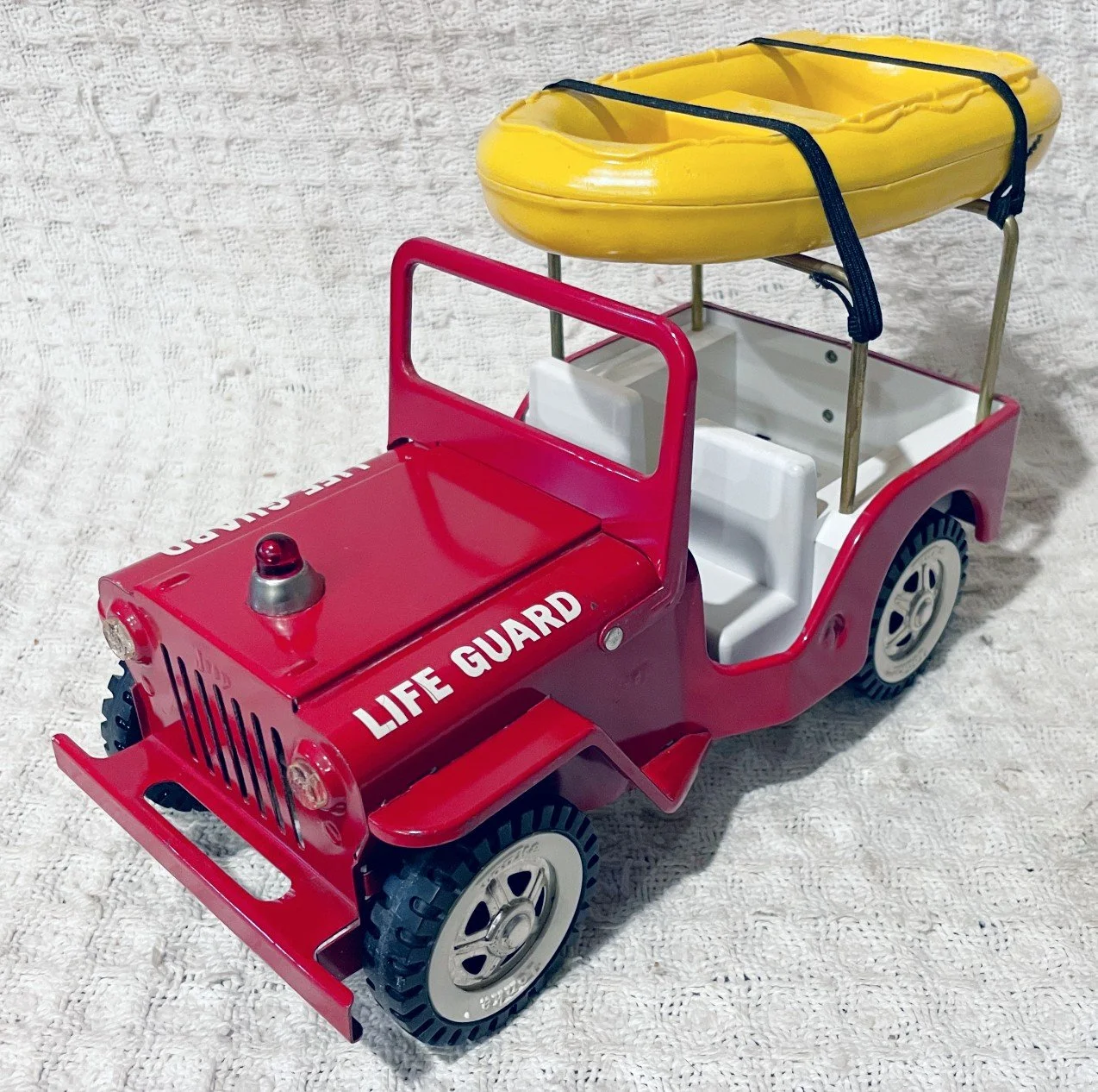 TKLIFEGUARDJEEP.jpg