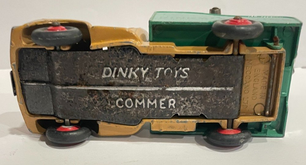 Dinky Toys – Camion COMMER Service – Bedford – échelle 1:55 – Made In England – Vert