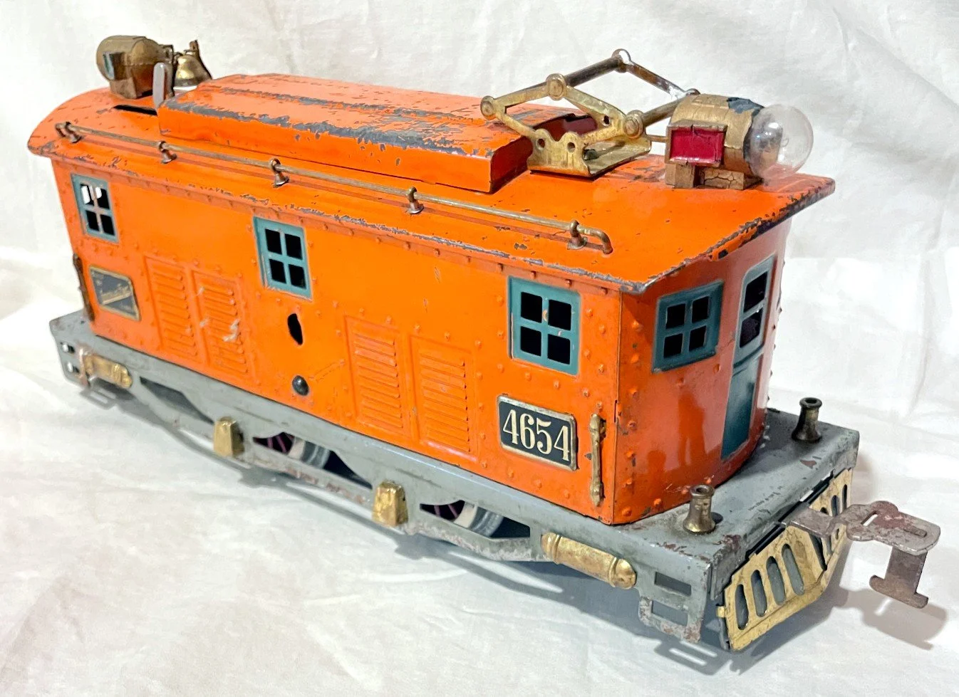 AF4654LOCO.jpg