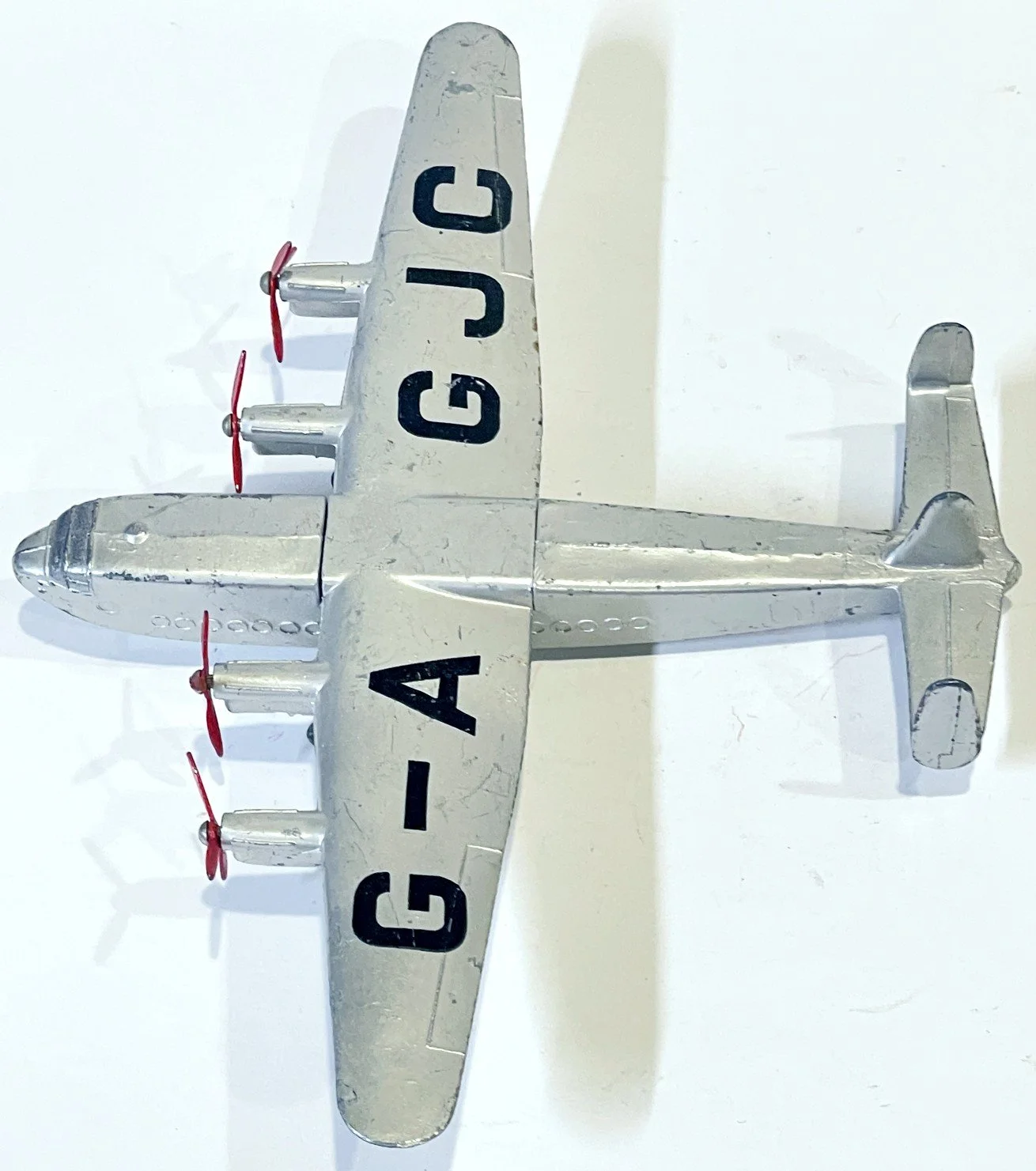 DK704b.jpg