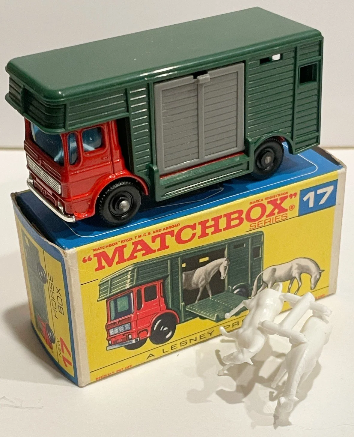 MB17C1OB1.jpg