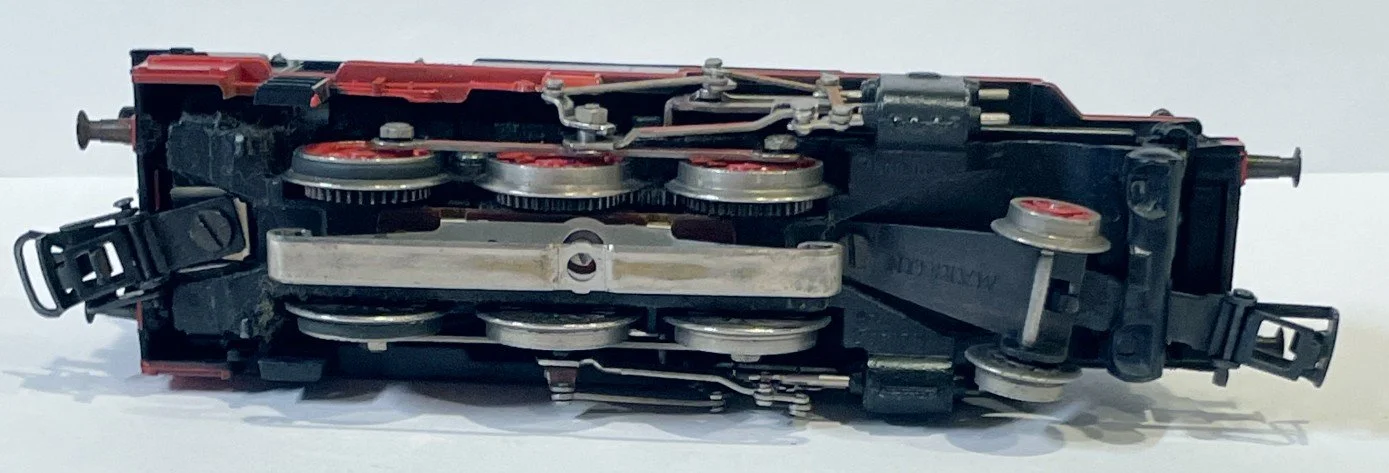 MK3095d.jpg