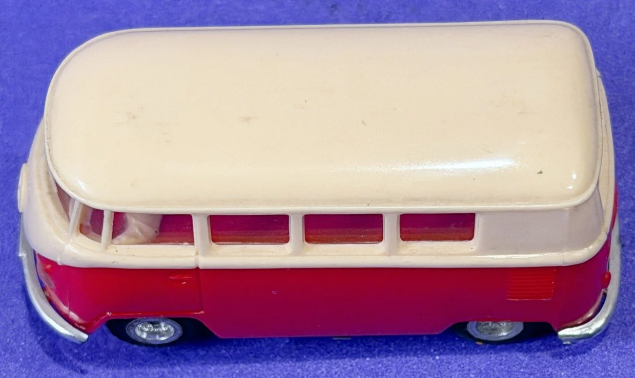 FALLERVEBUSb.jpg