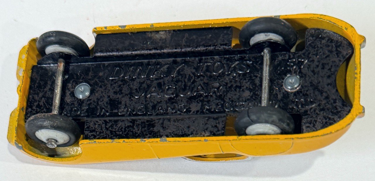 DK157YEL.GRYc.jpg