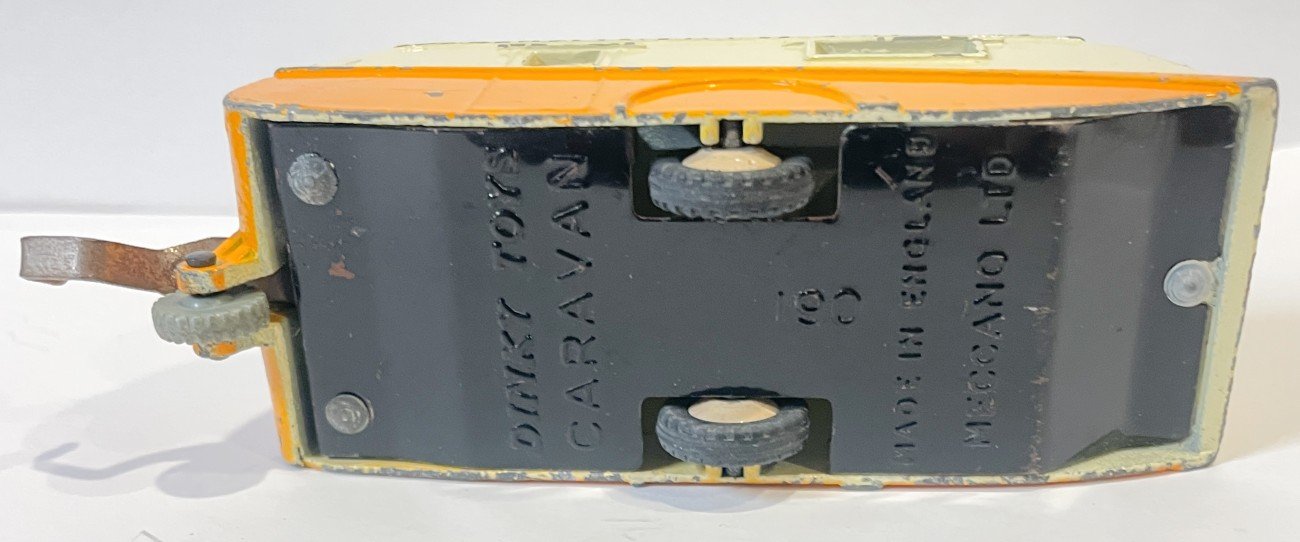 DK190c.jpg