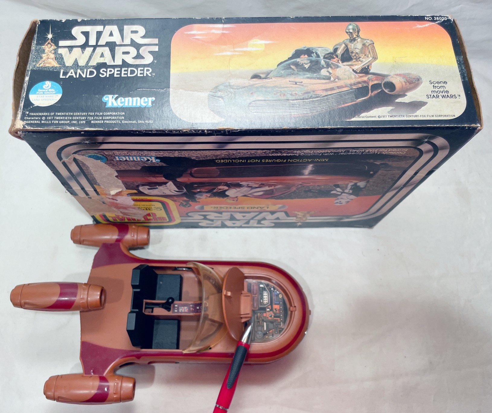 SWLANDSPEEDEROBb.jpg