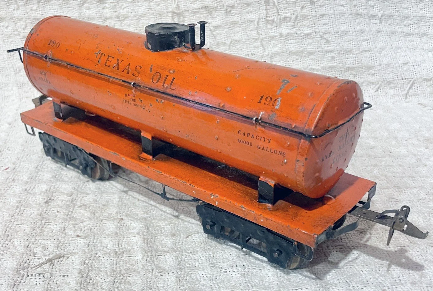 I190TANKa.jpg