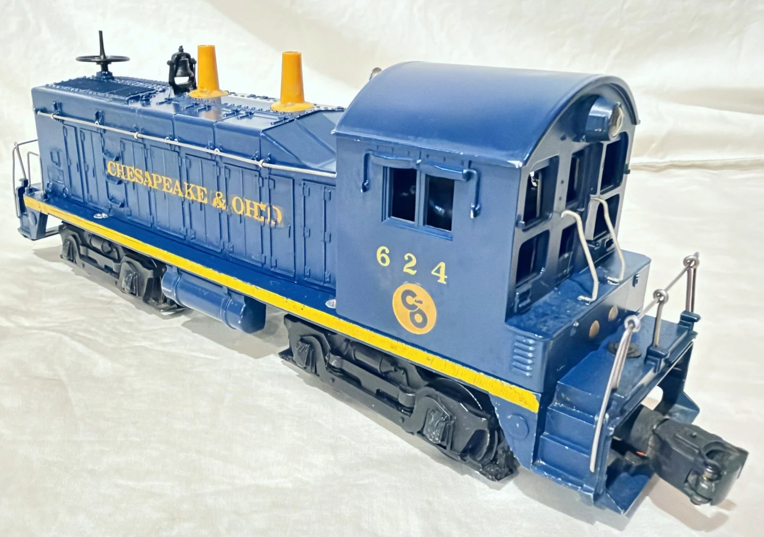 L624a.jpg