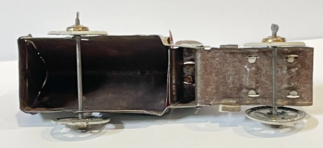 PTDISTLERCOVEREDTRUCKc.jpg