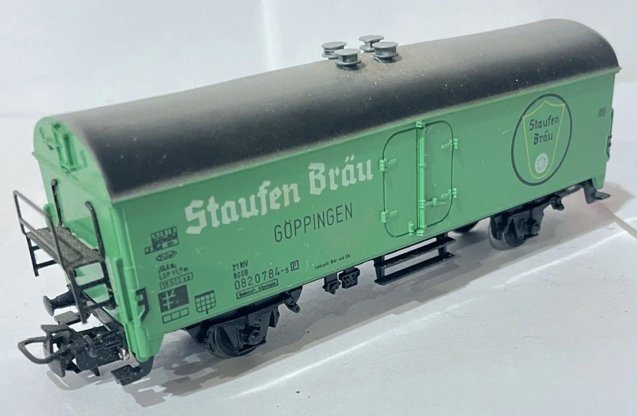 MK4934.jpg