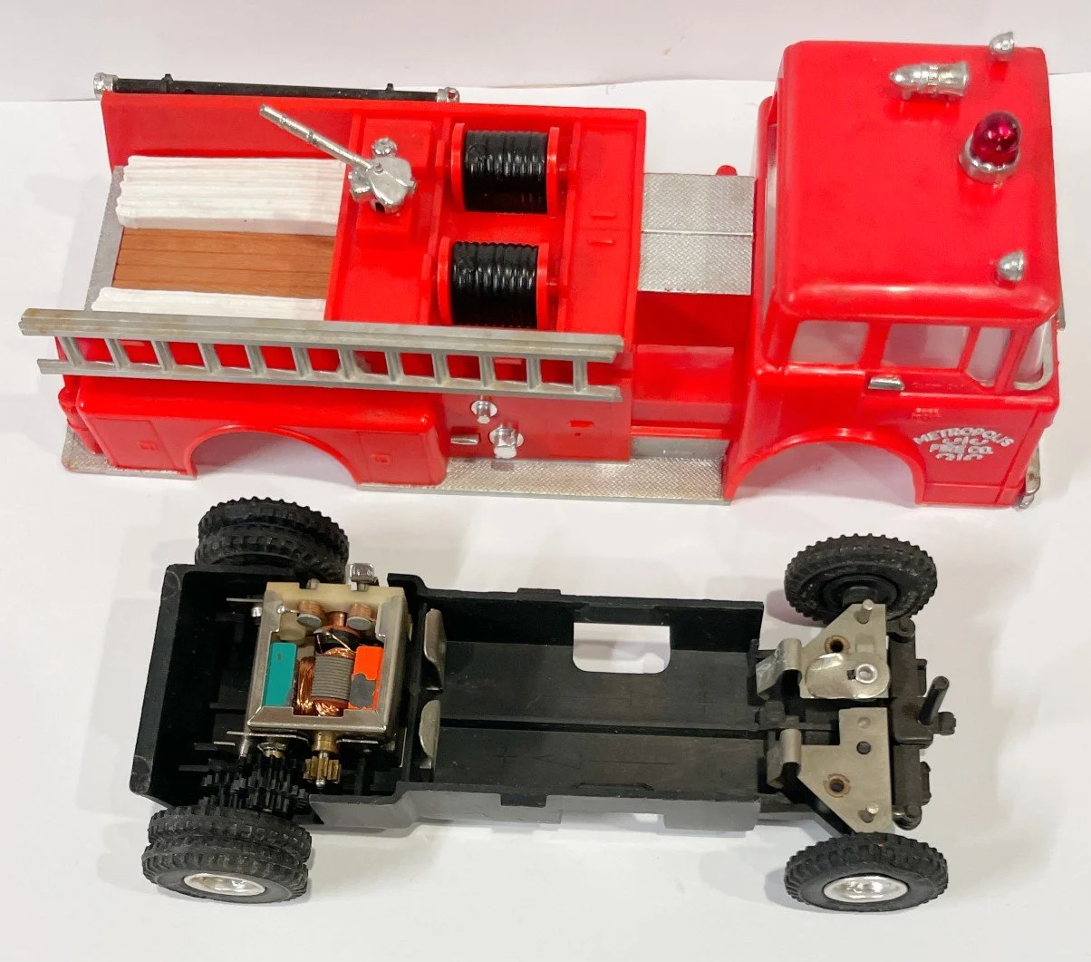 IDFIRETRUCKc.jpg