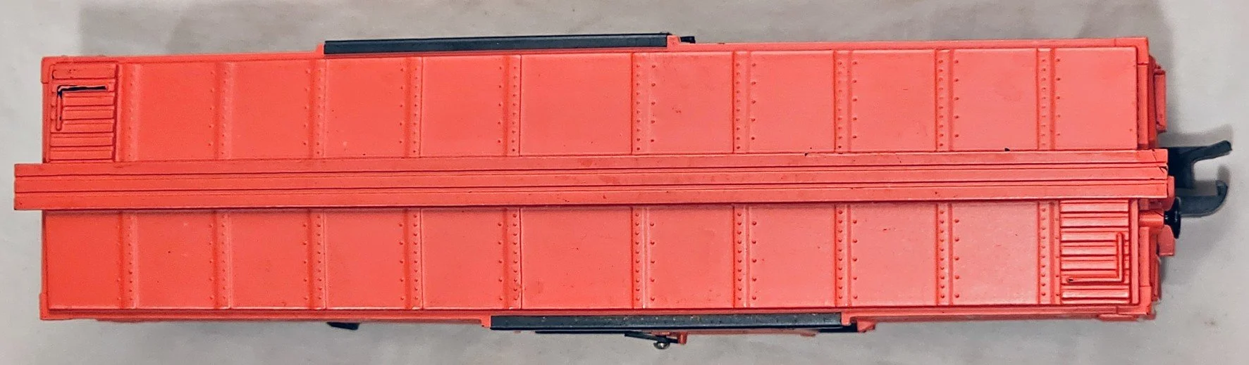 AF25082b.jpg
