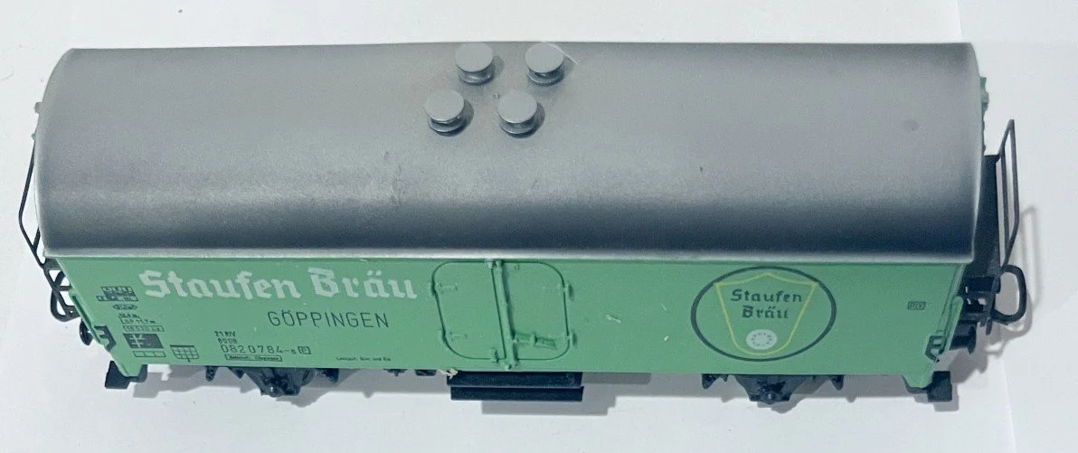 MK4934b.jpg