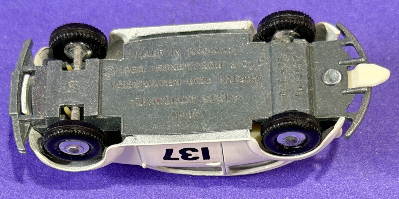 MB15D2c.jpg
