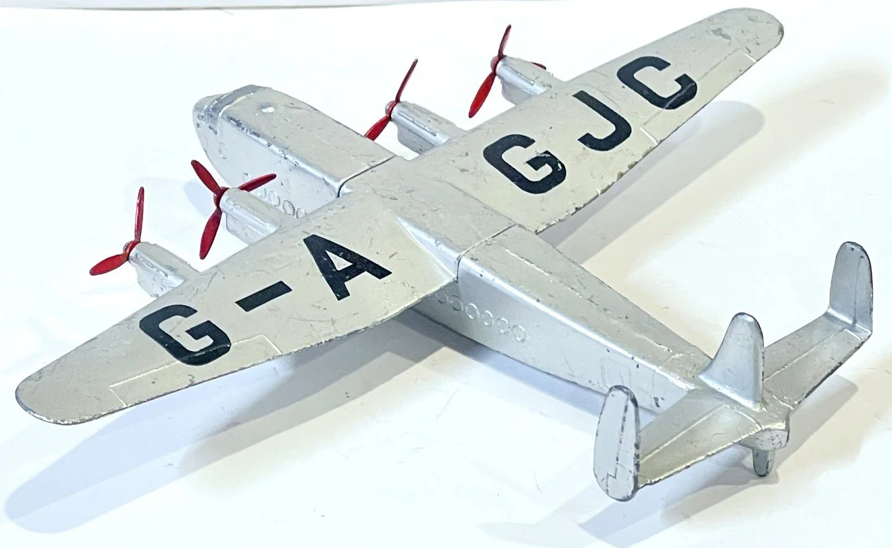 DK704a.jpg