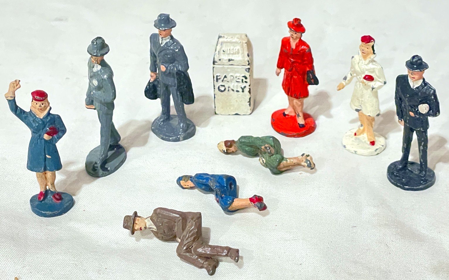 AF10FIGURES.jpg
