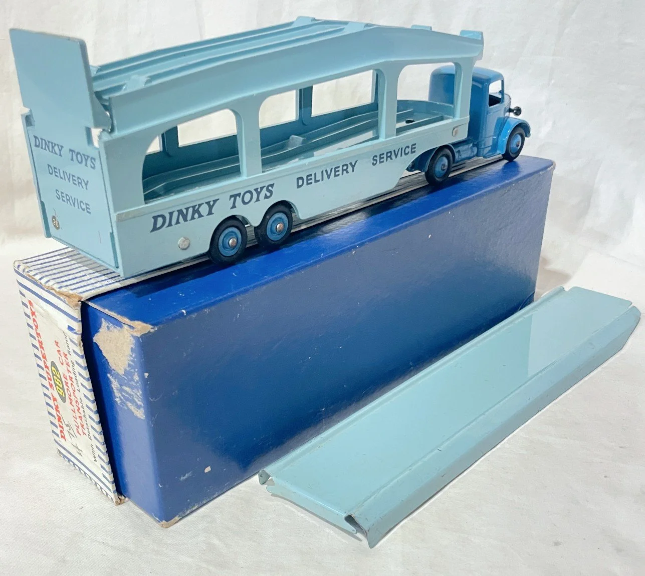 DK982OBa.jpg