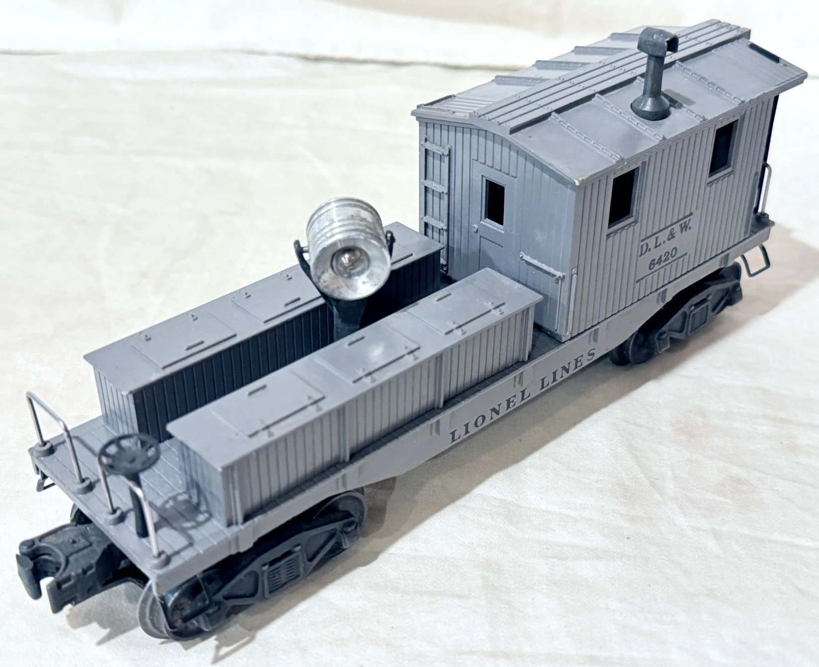 L6420a.jpg