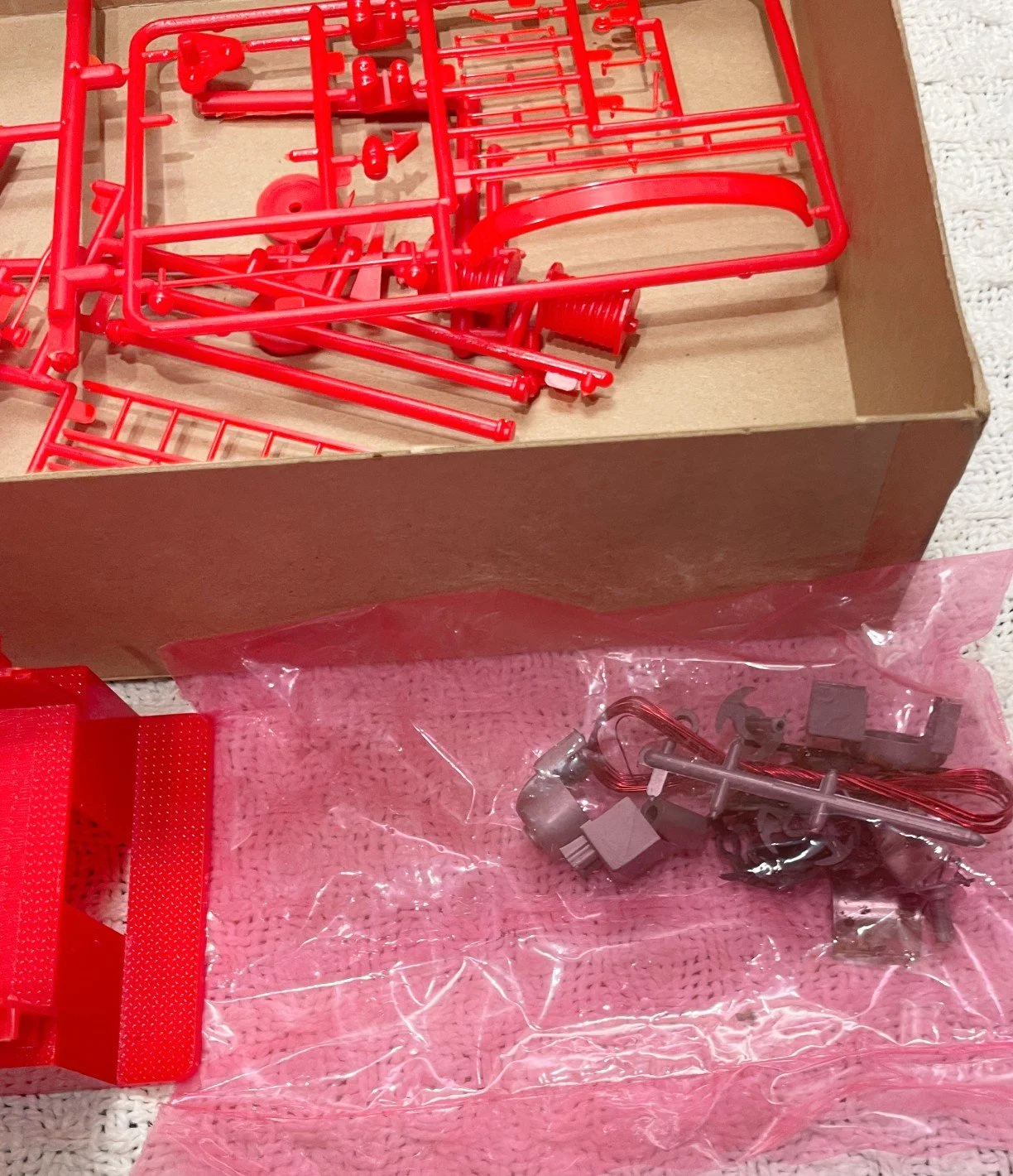 LB1968FIRETRUCKKITb.jpg