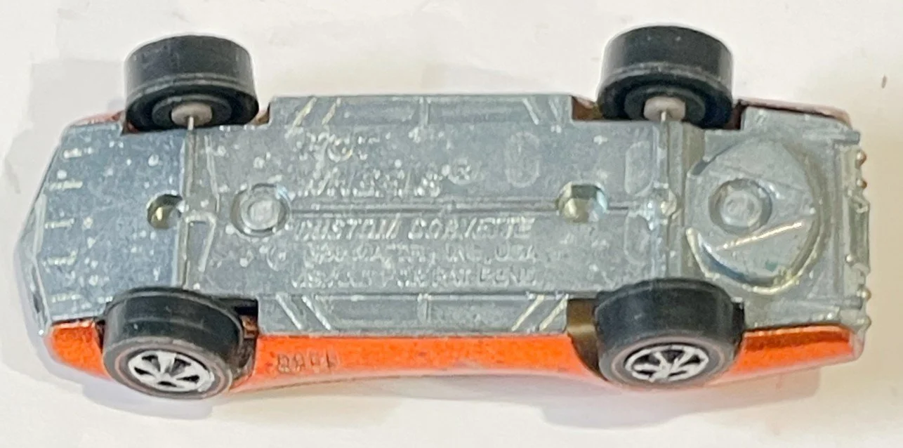 HWCORVETTEORNGd.jpg