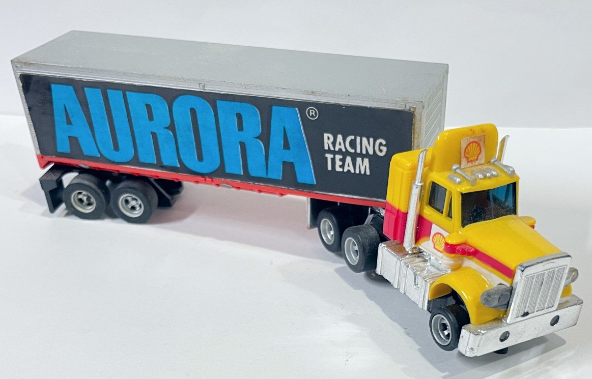 ARAFXTRUCK.jpg