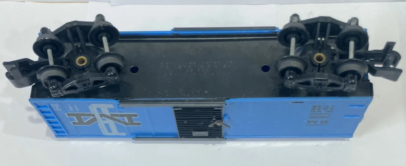 AF24056PMc.jpg