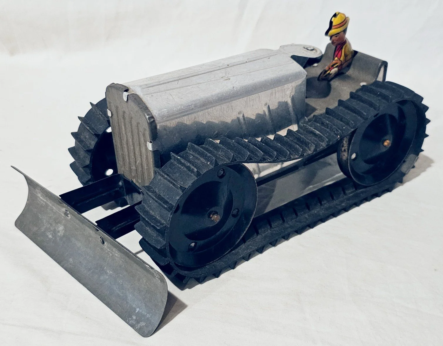 MXTRACTERCHROME.jpg