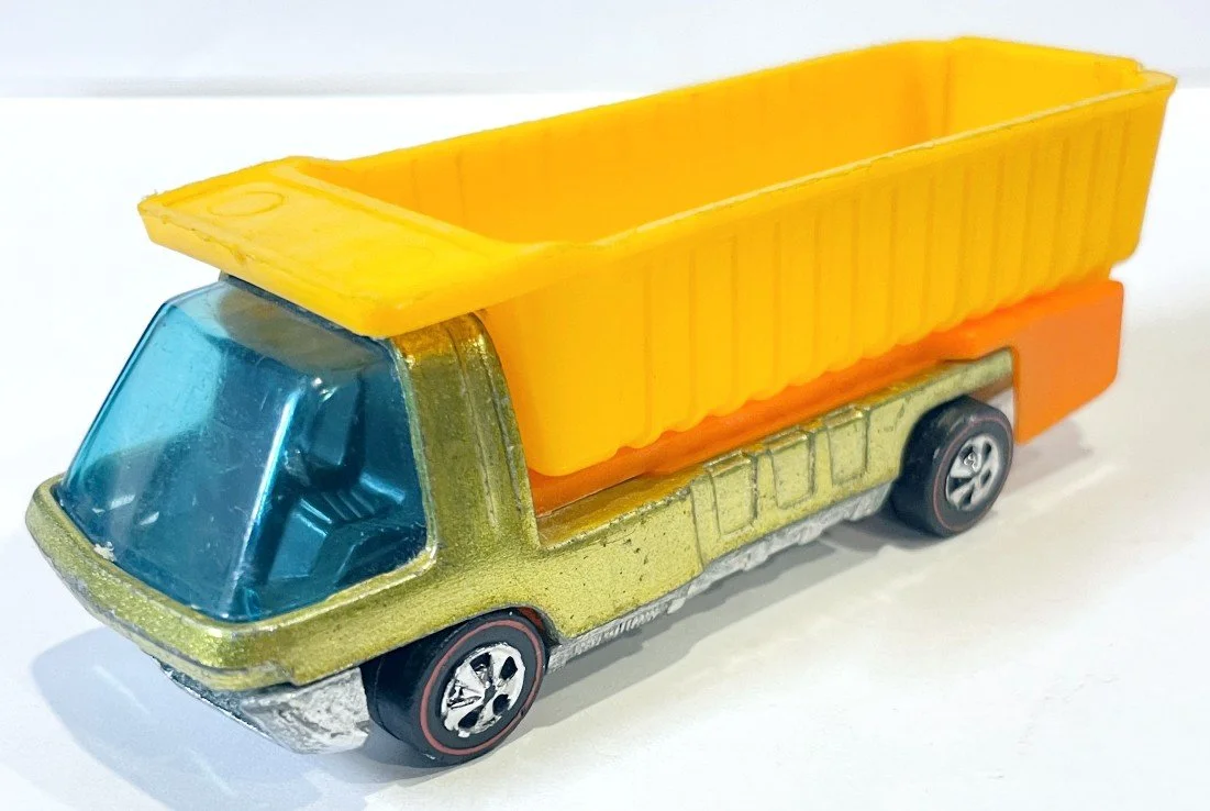 HWDUMPTRUCK.jpg