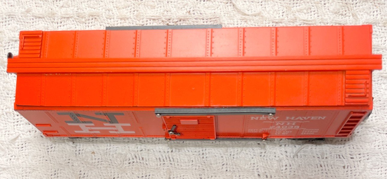 AF24036b.jpg