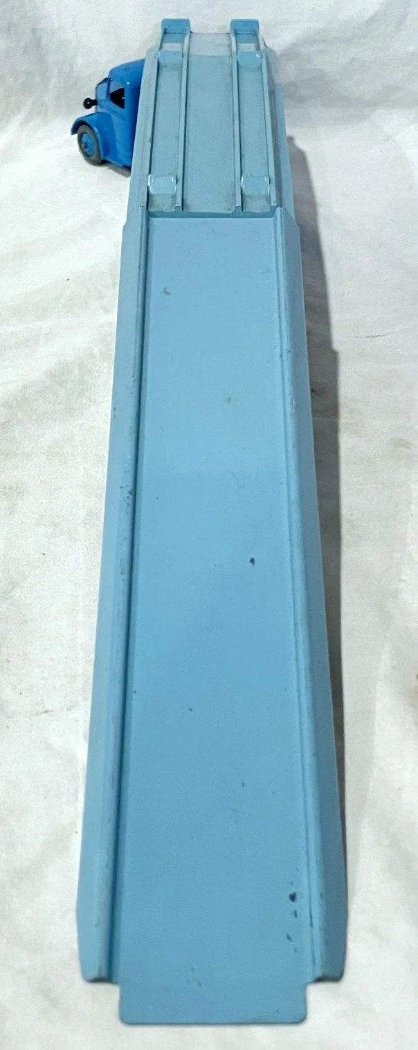 DK982.794c.jpg