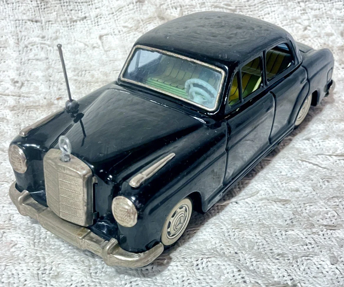 JTMERCEDES8IN.jpg