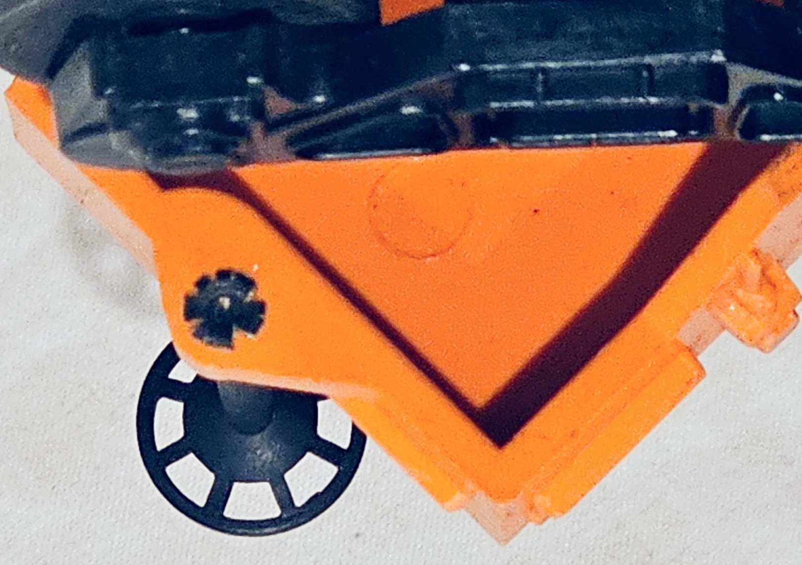 L6519OBc.jpg