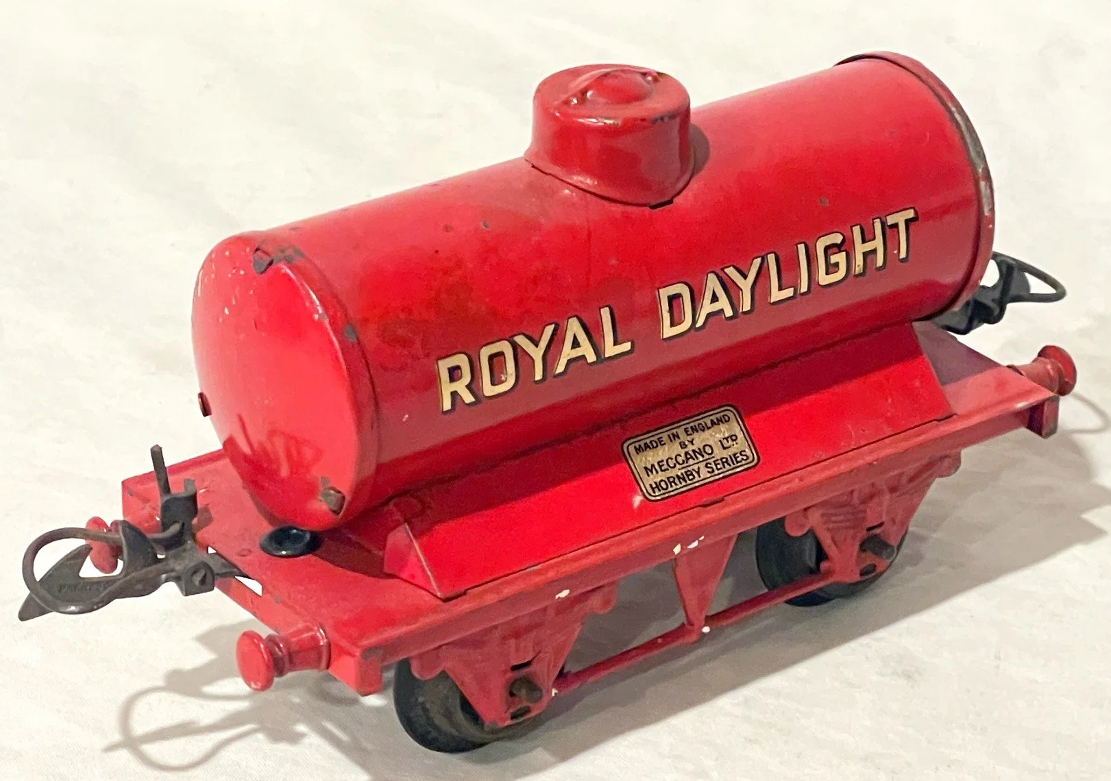HBROYALDAYLIGHTTANKER.jpg