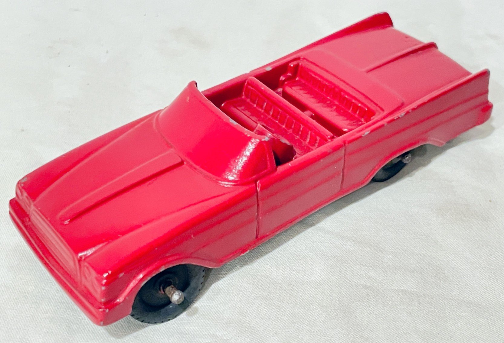 TTCHRYSLERRED.jpg